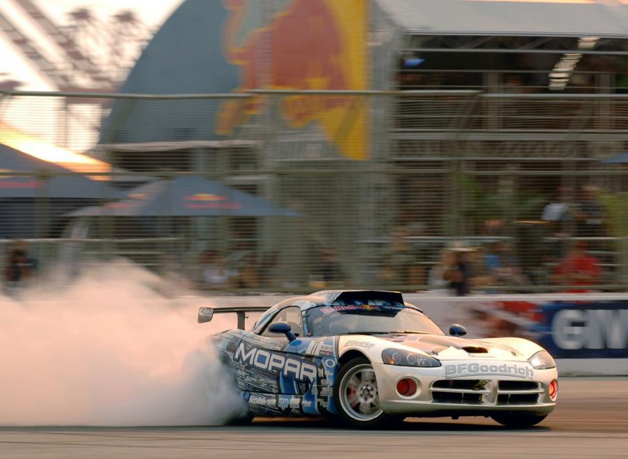  Dodge Viper SRT10 Formula Drift by Mopar 2008 года  (фото 15 из 17)